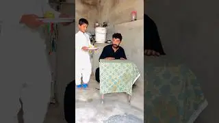 yah Apple to Munh Mein Ja  nahin Raha Kaise khaun #shorts #viral #akramfunny