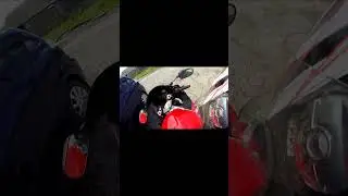 Положил спортбайк R6