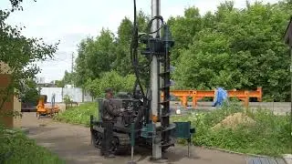 Буровая для свайного бурения.