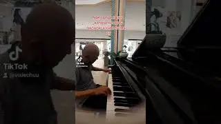 Lolo na magaling mag Piano | Christmas Song