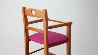 Seggiolone per bambini in legno di faggio tinta Ciliegio con sedute imbottite in ecopelle