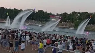 Гидроцирк.