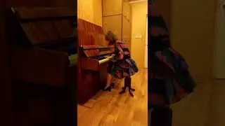 1.Дж.Хук. Сонатина ре мажор. 2. Ф.Мендельсон. Пісня без слів тв. 30 номер 7