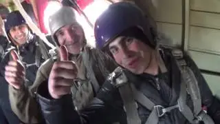 Стрибок з парашутом