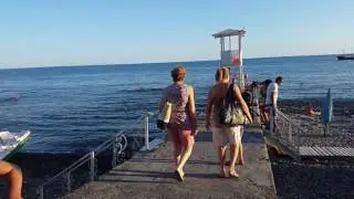 Пляж ресторана синее море,гуляем по набережной Сочи