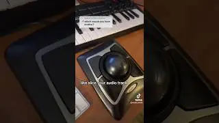 What the hype is about for this weird looking mouse! 🔮🎧 