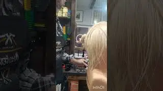 Klasicno šišanje makazama i britvom (classic scissors and straight razor haircut)