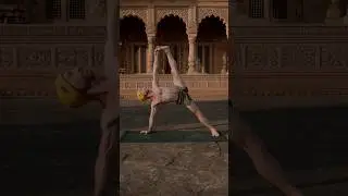 Advanced yoga demo |Vasistasana (side plank)