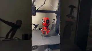3d printing amazing model of Deadpool #3dprinting #3dprint