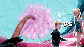SIS VS BRO Water-balloon fight! Summer fun family video with swimming pool and water balloons