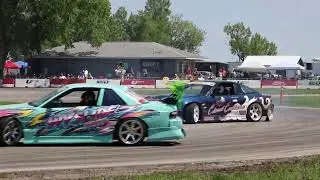HE LOSES A TIRE AND STILL KEEPS DRIFTING!