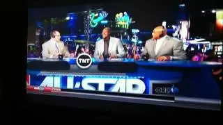 Shaquille O'neal is officially GAY