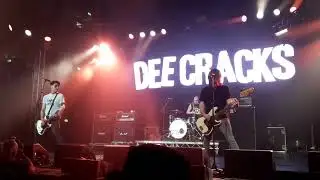 DeeCRACKS "Down Out And Low" (Rebellion Festival, Blackpool, 03.08.2023)