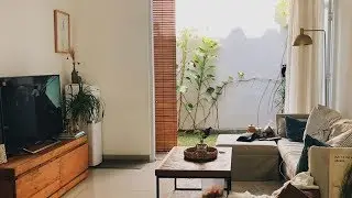 Ruang Keluarga Sebelahan Dengan Taman Buatan Yang Cantik