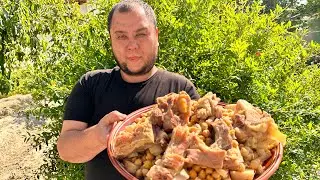 Nahutshurak meat with peas (chickpeas)