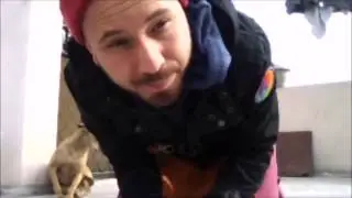 Zee-TV: Дели, крыша, собачка Тулси и синий тапок.