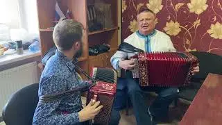 Геннадий Сюрсин, Сергей Пензин. На фестивале Играй гармонь, звени частушка, Пермский край.
