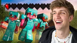 Minecraft But We All Share Health