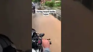 sering terjadi ketika hujan ‼️ #motovlog #viral #hujan #fyp #shorts #gerimis
