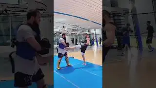 Мощная Форма Ислама Махачева в Абу - Даби ! UFC 294 !