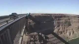 Фатальные прыжки с парашютом.