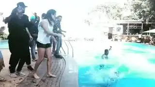 sunnyleone pulls a prank on her team and in return falls for the trap.