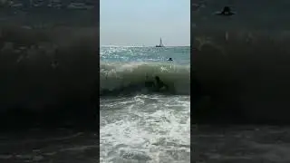 Чёрное море штормит