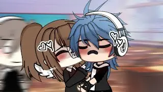 [💘]