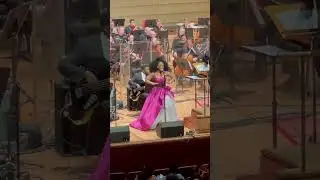 Erica Campbell Rocks the House!