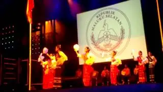 25 april 2012: Menari Tanimbar