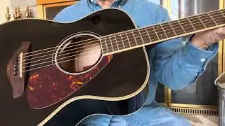 Yamaha FG-720S