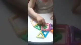 Магнитный конструктор для малыша в 2 года #детив2года #развивашкидлямалышей #магнитныйконструктор