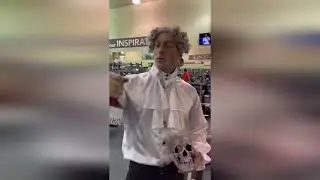 Доктор Ливси Гигачад (Косплей Доктора Ливси в качалке)