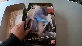 RG Tallgeese Unboxing