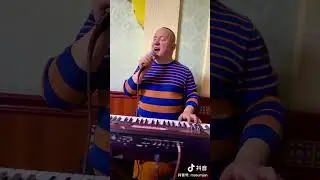 Индиски хит әнді тамаша орындған