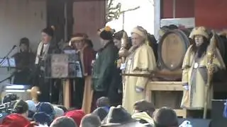 2012. Церемония открытия бочки жёлтого вина