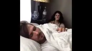 Если бы будильник был человеком.