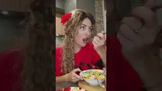 Просто ем...А вы смотрите...(День Рождения)