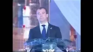 Денег нет. Но вы держитесь там. Хорошего вам настроения