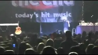 Justin Bieber gets hit in head by bottle!