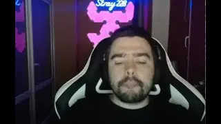 СТРЕЙ СТАВИТ ПАУЗУ НА УНИЖЕННОГО ОППОНЕНТА+ПОЯСНЯЕТ ЗА БУБНУ!/STRAY228