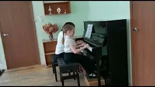 Максимова Василиса