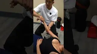 Chiropractor gives Very Loud and *Crunchy* Adjustment