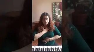 Урок вокала. Распевка. Мычание.