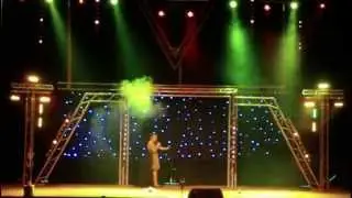 Medley Princess Of Pop Partie 2 [Extrait Light Up the World Tour 2013]