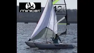 MINICAT 420 mit Roll-Genua Segel - inflatable Catamaran with furling Genoa sail💥⛵️