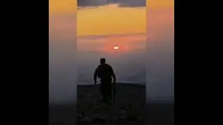Ne hayatımız başka hayatlara benzer ne ölümümüz başka ölümlere...