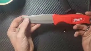 does it count as a knife? (milwaukee tradesman fixed blade)