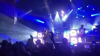 Pierce The Veil - King For A day Live @L’olympia Montréal 2022