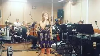 СНЕЖАНА ШИН песня: внеорбитные